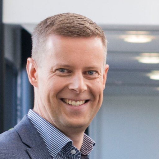 TeroHolappa's profile picture. Ratkaisureaktori. Asiakkaan asialla. Ihmistä arvostava energia-alan toimija ja kehittäjä. Palloileva harrastaja.