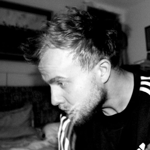 I MAKE MUSIC composer / producer / mixer / shambolic exister