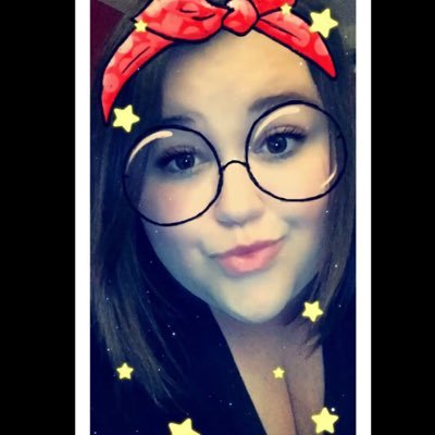 I’m outdoorsy, I like getting drunk on patios🤷🏻♀️ 👻:Ciearalynn