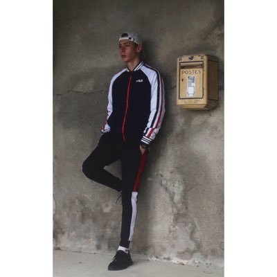 DarkozzKGG's profile picture. Insta: Adrien_Alvarezz | 👻: Im_Adrien | Ex CoD Player | 17 Yo | Ex Captain Of Trust.Nation ❤ Fortnite player 🥇