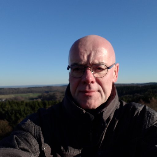 Buitenmens, Fietser, Drenthe, resultaatgericht, samen sterk, leren is oneindig.Realist & pragmaticus.