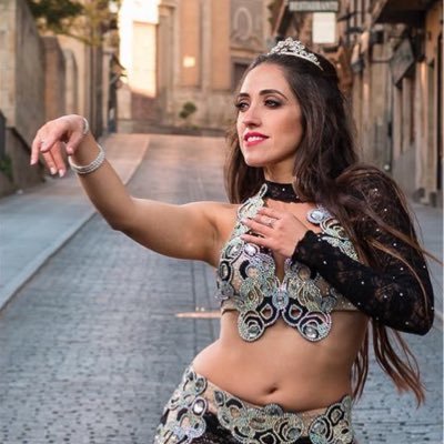 astridbeltrocco's profile picture. Professional Bellydancer and Teacher. Argentina- Española. Formación de Profesoras con Munique Neith (BCN). Actualmente en Salamanca