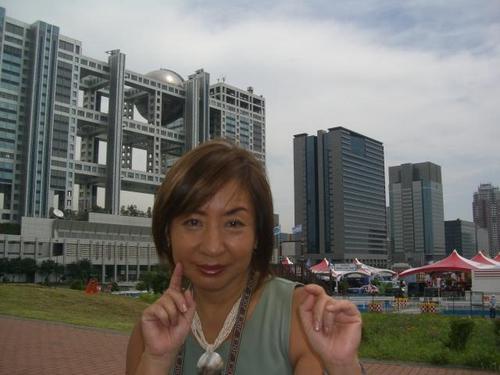 オーシャンスイマーとして１０年。
すっかり海のとりこになってます。

地元葉山・湘南の海で泳ぐことや全国各地の海、そして海外の海で泳ぐのが好きです。

仕事先は台場。仕事中もエリアは違うけれど海を眺めています