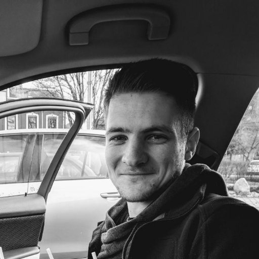 lars_holznagel's profile picture. Software developer.