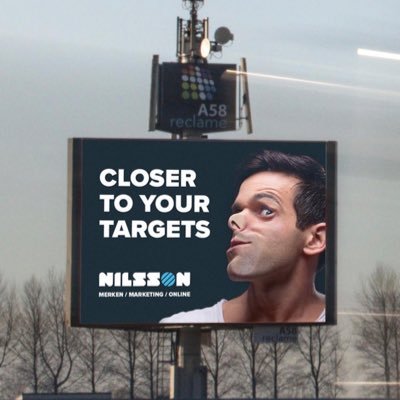 Dubbel Digitaal reclamescherm | A58 | per scherm 55 m² | info@A58reclame.nl | https://t.co/ao1qA98eZS