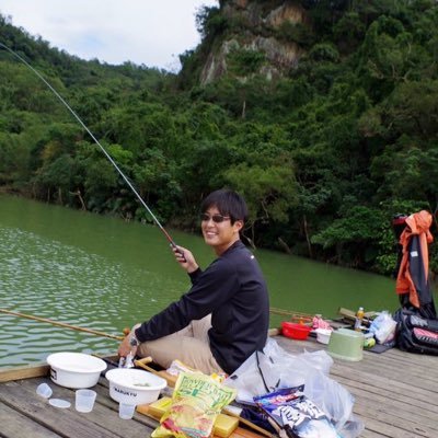 釣り好きで、世界7カ国で日本の釣り文化を紹介し、釣りを通じての異文化交流をしています。海、淡水、エサ、ルアー問わず、釣りの世界で生きています。 どうぞ、よろしくお願いします。