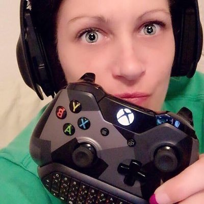 Pluvio_Empath's profile picture. You'll miss the best things if you keep your eyes shut.