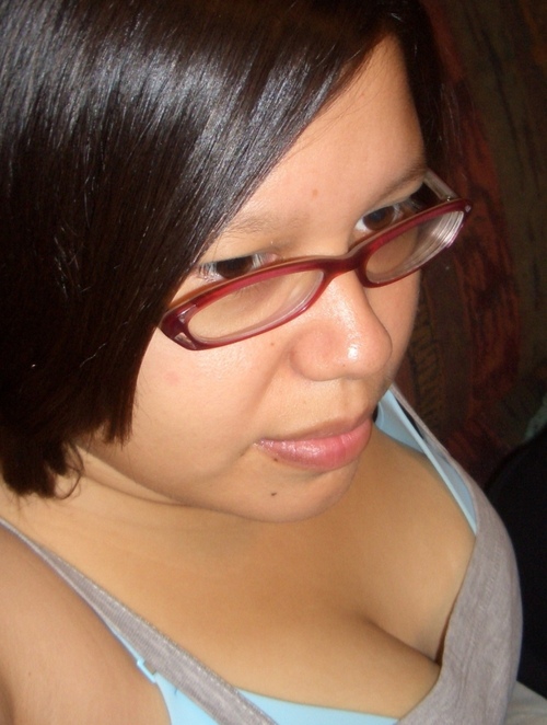 Mom of humans & dogs / 4'11 Mexican / Accountant (Accounting)