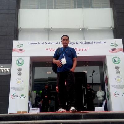 Ricky83285912's profile picture. 