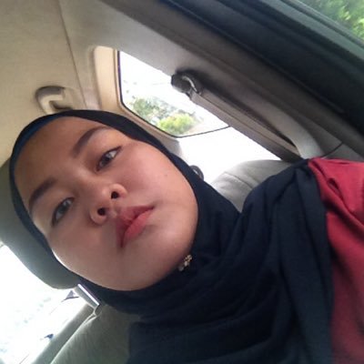 njuwamyr's profile picture. Be happy and make a things simple