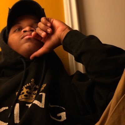 MILLYROCK77's profile picture. 22|Cali🌴| Music🎵| Photographer📸| Anime 💮| #SMG|