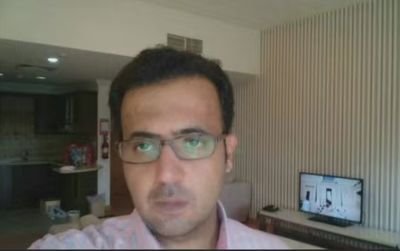 السعاده احساس داخلي نابع من القلب ليس له علاقة بالظروف المحيطه