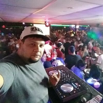 CUIDA BEM DE MIM HOJE !!
POIS VOCÊS NÃO SABERAM QUEM SERÁS EU NO AMANHÃ 🤙
⚔️🎶🎧 DJ BY DYGHÃO 🎧🎶⚔️
