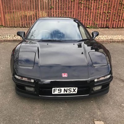 The homepage for news about the 1991 Honda NSX owned by Peter Lloyd & being taken care of by Tracey Lloyd & his nephews Graeme & Paul Edge