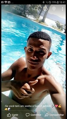 Derrube com um sorriso,quem um dia te derrubou com uma lágrima! ❤👊