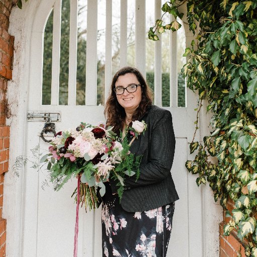 Creating beautiful wedding flowers around South Yorkshire, Doncaster, Sheffield, Rotherham, Scunthorpe, Wakefield 🌷💐🌸🌹