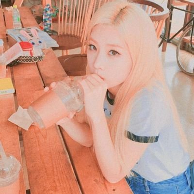 belletheworId Profile Picture