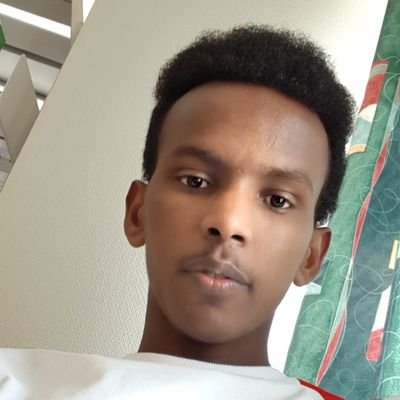 I'm a graduted student of High School ( Härjedalen Gymnasium ) I like both science & politics.
+46700338253 🇪🇺
05.June.2020