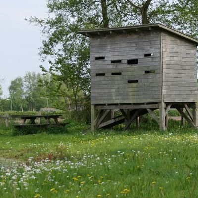 Natuurgebied tussen Boelekeerlspad, Heidenhoekse Vloed en Slangenburg middenin de Achterhoek. Tevens caravanstalling in bedrijfsgebouw.