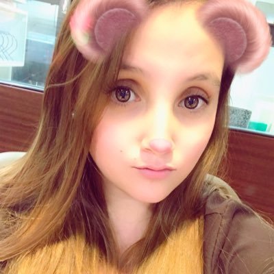 Hello lovelies! | 25y/o | Girl Streamer | Twitch Affiliate | Follow me on Twitch and IG R4WGirl | Queen Strawberry |
