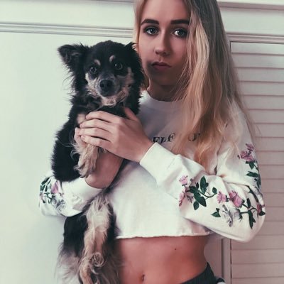 MGCCC🌟18 years old🤙🏼lovin life🌻 Snapchat// maddiecakes1227 Insta// maddiecakes1227 TAKEN ❤️