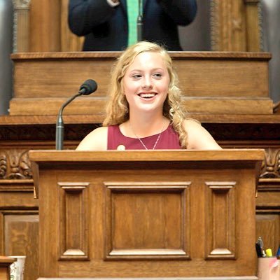 bartoszannie's profile picture. UPenn fh  // #growGOLD // barstool athlete