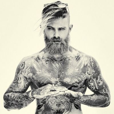 (account for #swlrp)(FC josh mario john)
Eigi fellr tré við fyrstra högg - Ulfhednar -