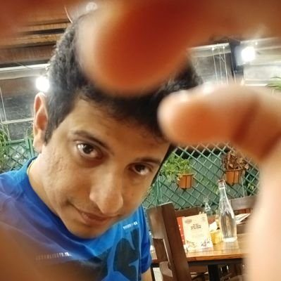 nowtwitjit's profile picture. 
