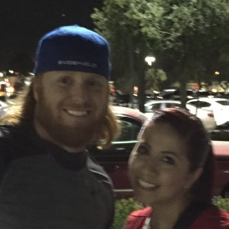 Violet01_2011's profile picture. 