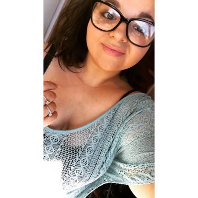 CreweJessica's profile picture. Music Beauty Comedy