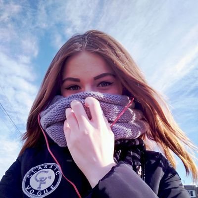 im_valenta's profile picture. 💞