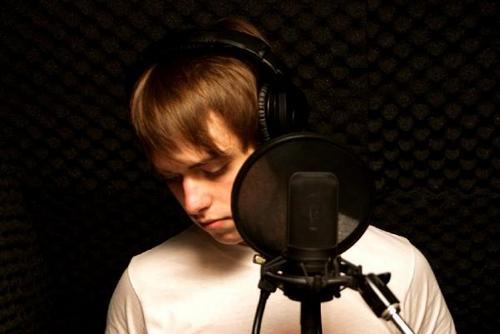 We Are Jessica & Georgia :)
And this is our fan page for the very amazinggg Nathan Johnson! We totally love this guy and his beautiful music! ♥