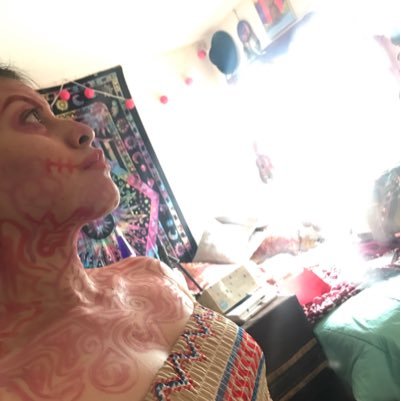 love_thy_self97's profile picture. Yes, this is she.