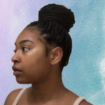 Am I still considered an aspiring writer if I write all the time? Queen of my own Kingdom 👸🏽 #scriptwriter #writerofcolor #womanwriter