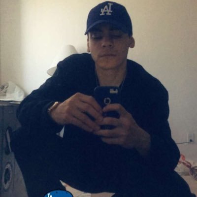 BigDaddyHuf's profile picture. im a grown ass man ill piss the bed if i damn well want to