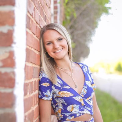 ShelbyAHead's profile picture. https://t.co/84l25EClPU