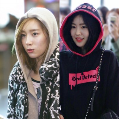 소녀시대•레드벨벳이좋아해요. 소녀시대는태연이 좋아요.레드벨벳은 아이린이좋아요.