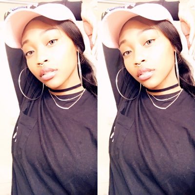 Benzithemodel's profile picture. I’m whatever you think I am.