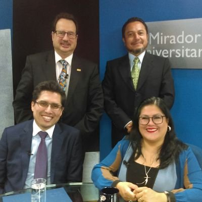 Serie de Radio y TV, transmitiéndose por Facebook, en FCAUNAMOFICIAL donde sólo se reciben preguntas y comentarios durante su transmisión.