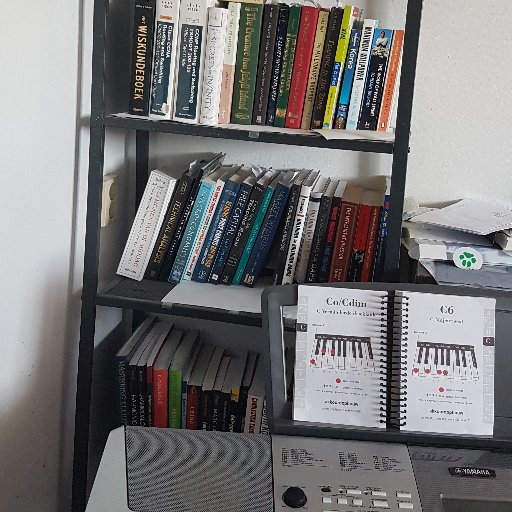 ManlnTheMiddle's profile picture. 