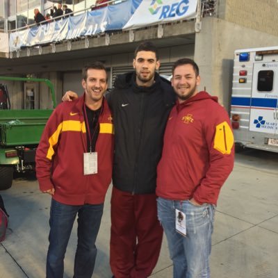 Lifelong Cyclone, Yankee, and Bears fan. Multi-sport athlete who is aging by the day