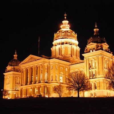 Exploring all things Des Moines and the surrounding communities
