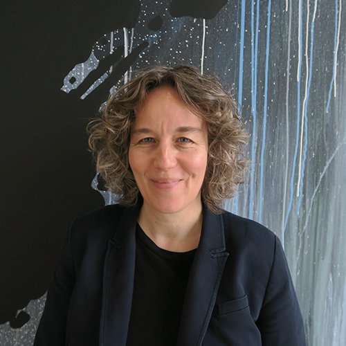 UX designer and lecturer @ubc and @emilycarrU. PhD student @ubc. Big into #coffee ☕️ List of design books, all proceeds go to student initiatives 👇