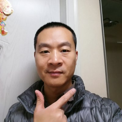 DanielZ0801's profile picture. 