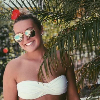 AlliCanavan's profile picture. 