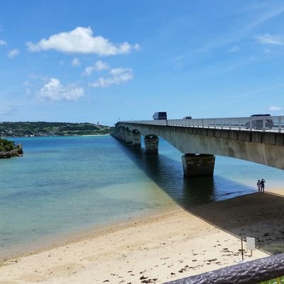 24センチの足