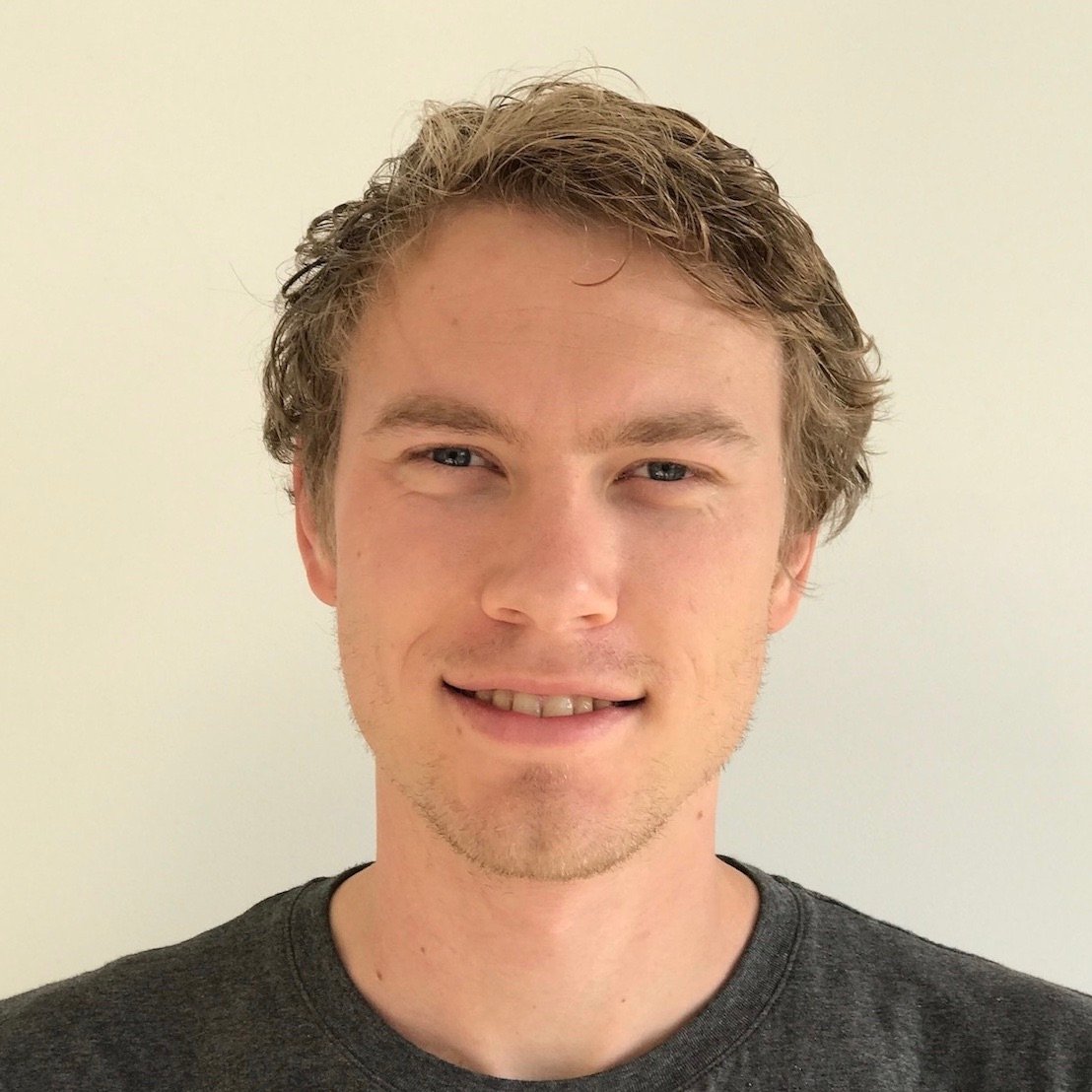 iOS developer, co-host of @cupof_tech, co-organizer of @CoreCoffeeYVR, and creator of @mercuryweather & @timeinorbit