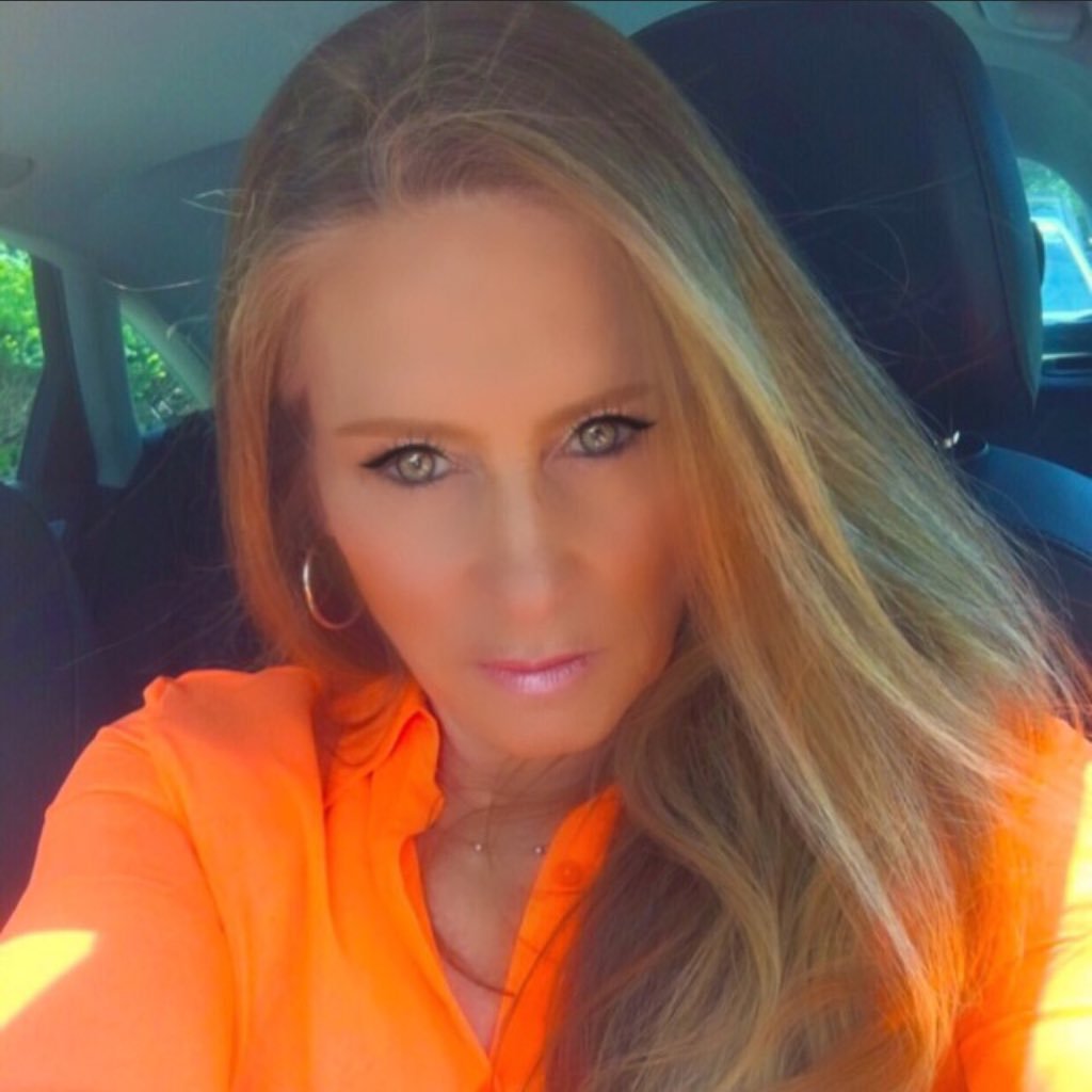 8Cassandra's profile picture. EVP of Lending - Dominion Bank, Director Of Community Development -RAGM, Active in Rotary and Humanitarian in international projects around the world