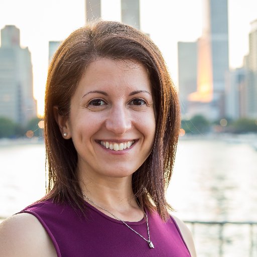 APR / #PR pro and @Cronkite_ASU alum living in #Chicago. Executive director of marketing and communications for @NUAlumni @NorthwesternU. My own views.