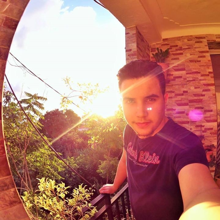 Wenas_Belkacem's profile picture. 